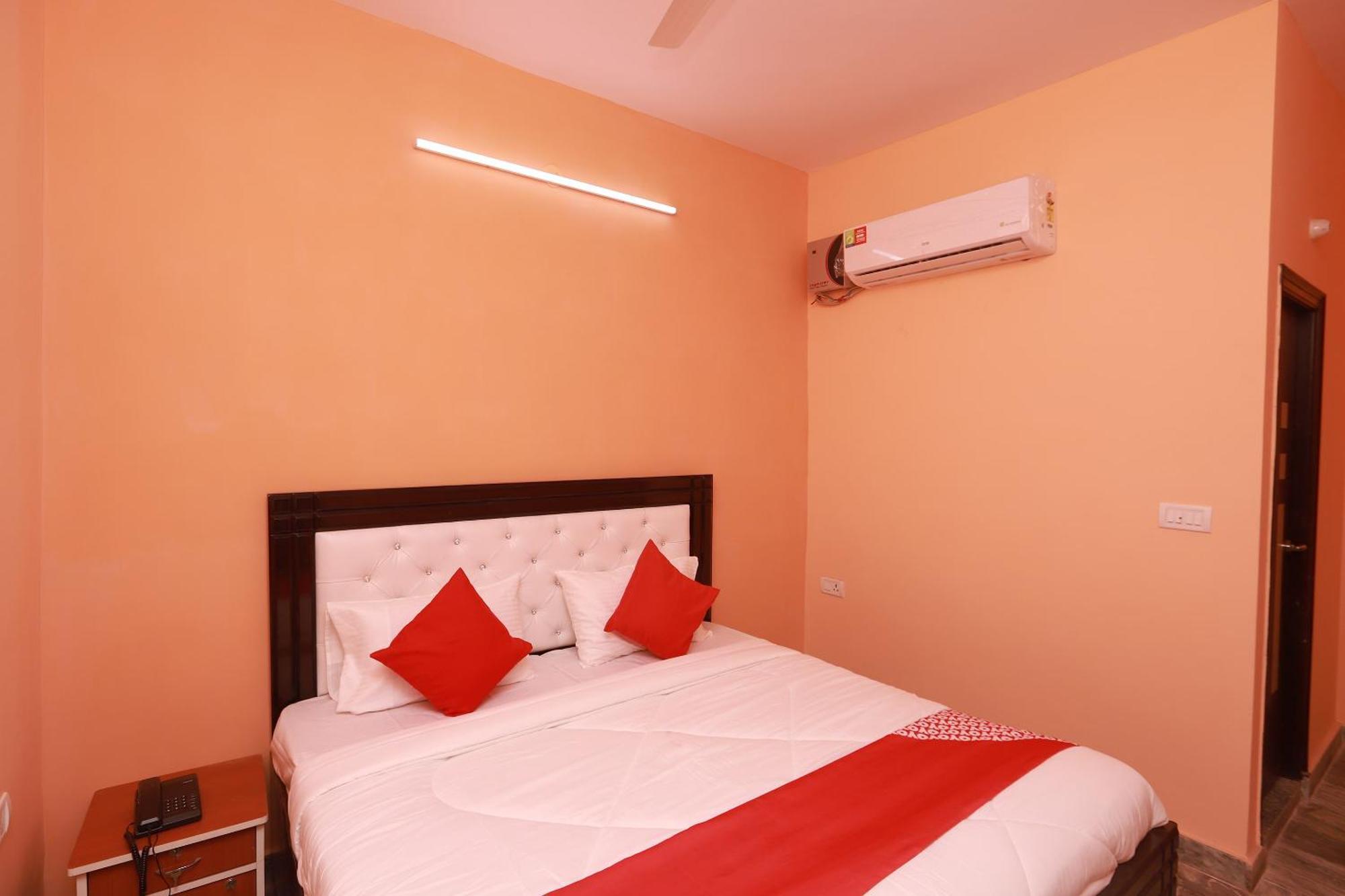 Hotel O Silverline Residency Faridabad Bagian luar foto