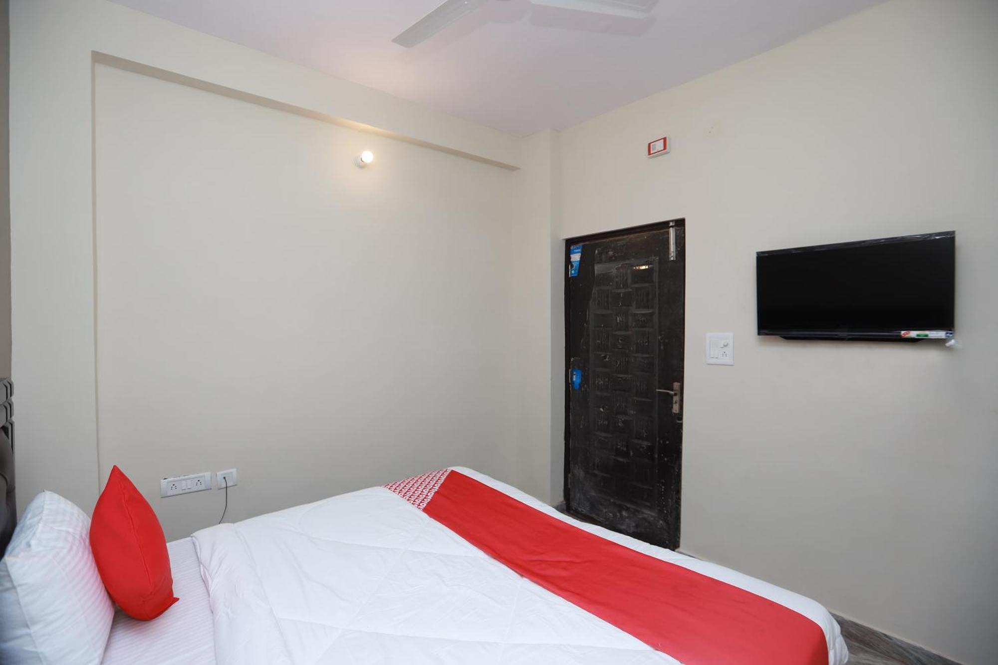 Hotel O Silverline Residency Faridabad Bagian luar foto