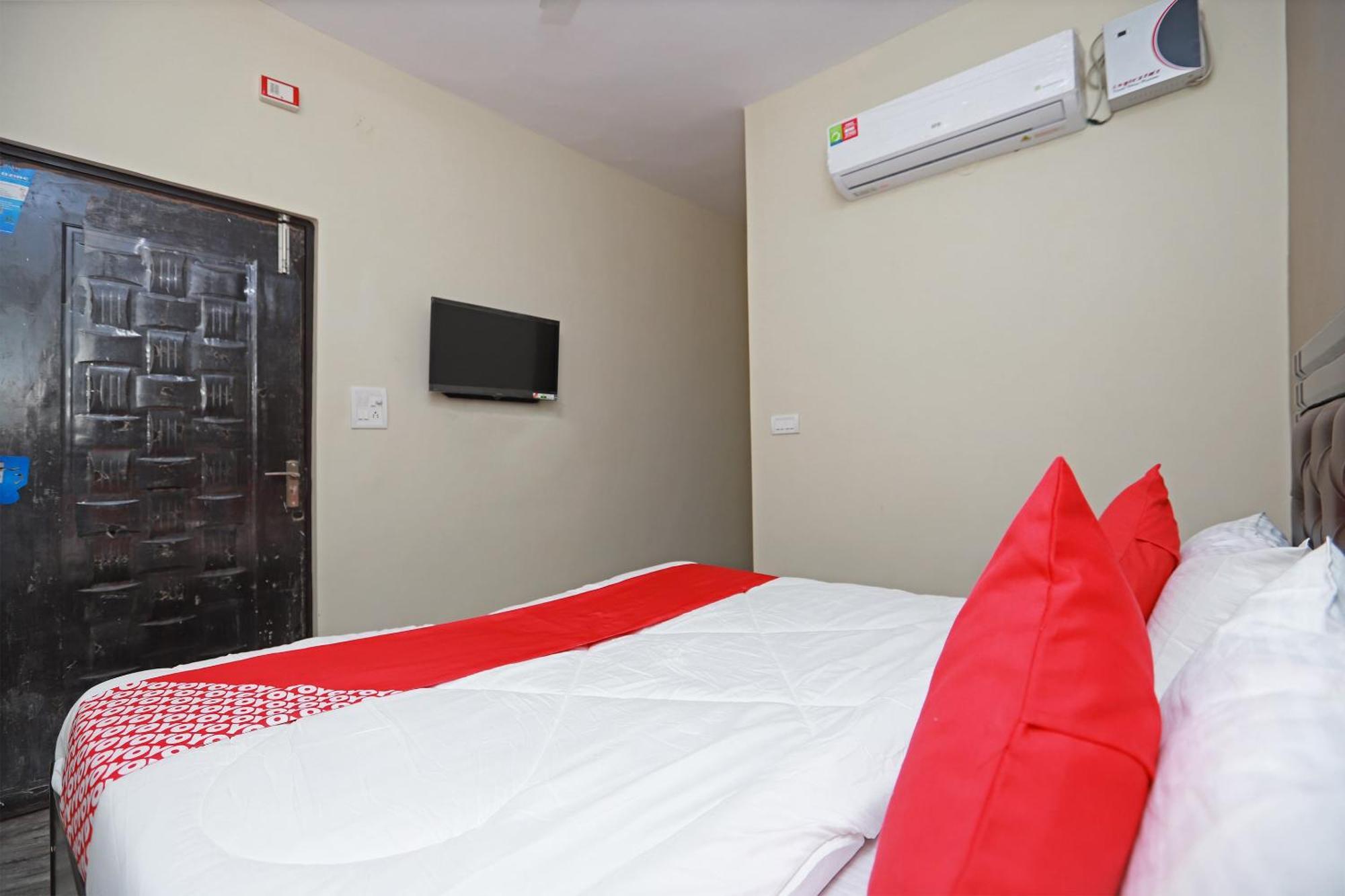 Hotel O Silverline Residency Faridabad Bagian luar foto
