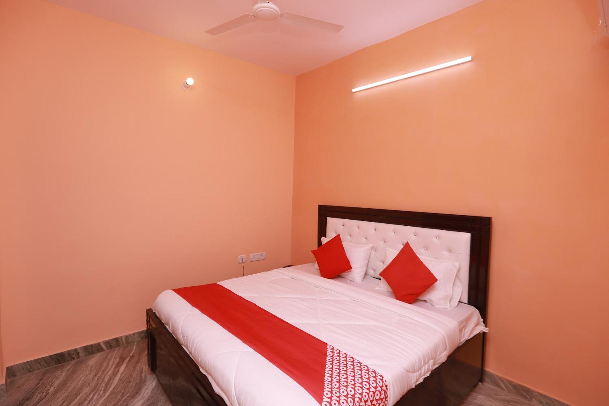 Hotel O Silverline Residency Faridabad Bagian luar foto